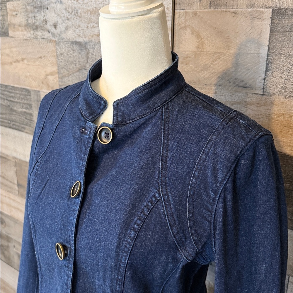 White House Black Market Denim Jacket with mandarin collar Size 4 - Picture 6 of 16